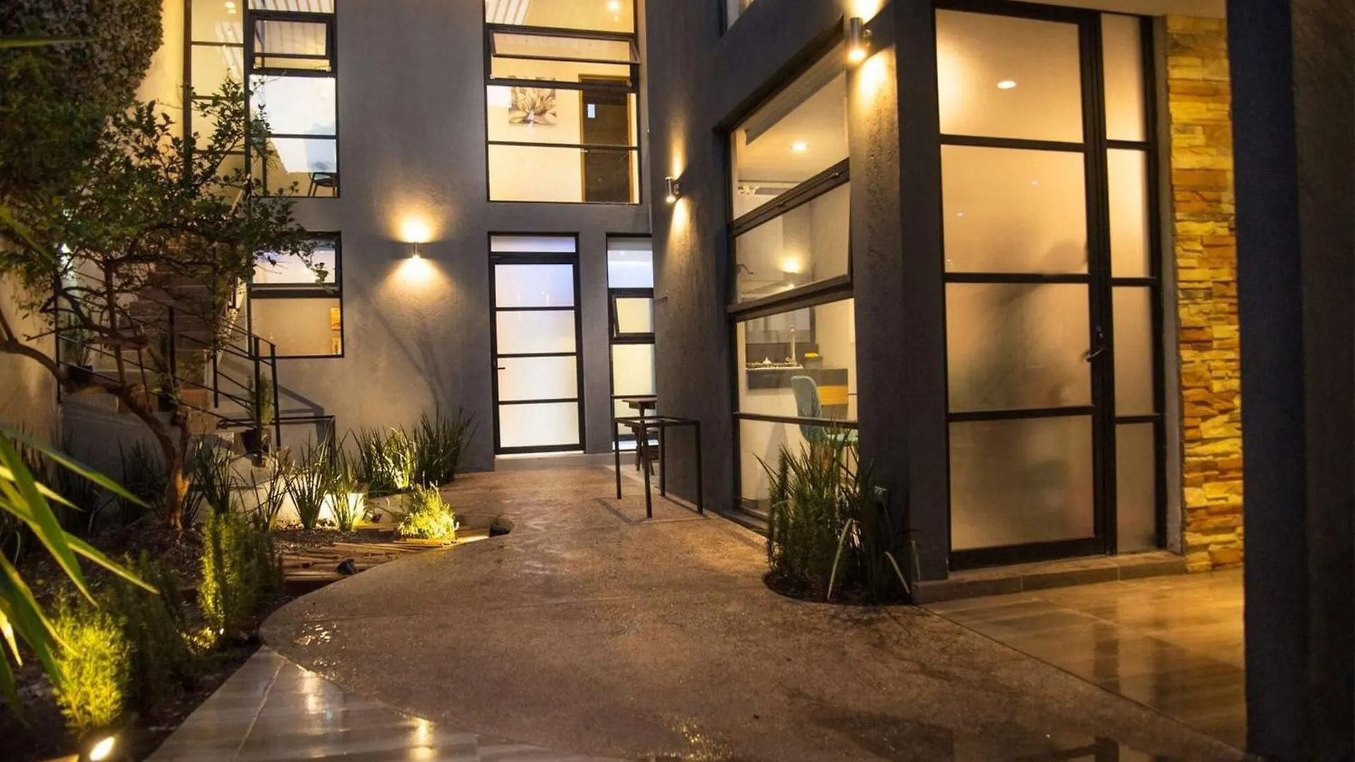 Yuku - Stylish Lofts Apartment Queretaro